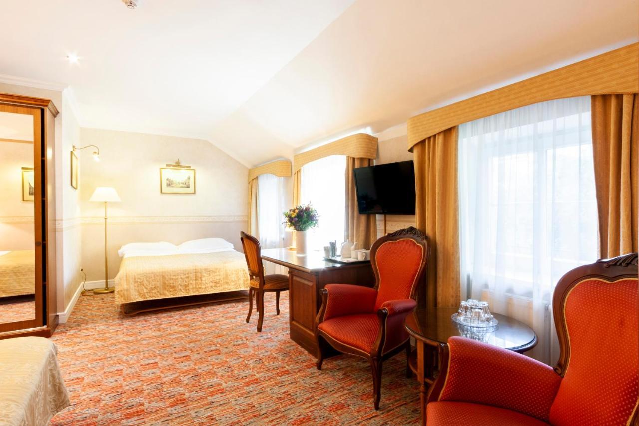 Story Inn Self Check-In Hotel Vilna Exterior foto