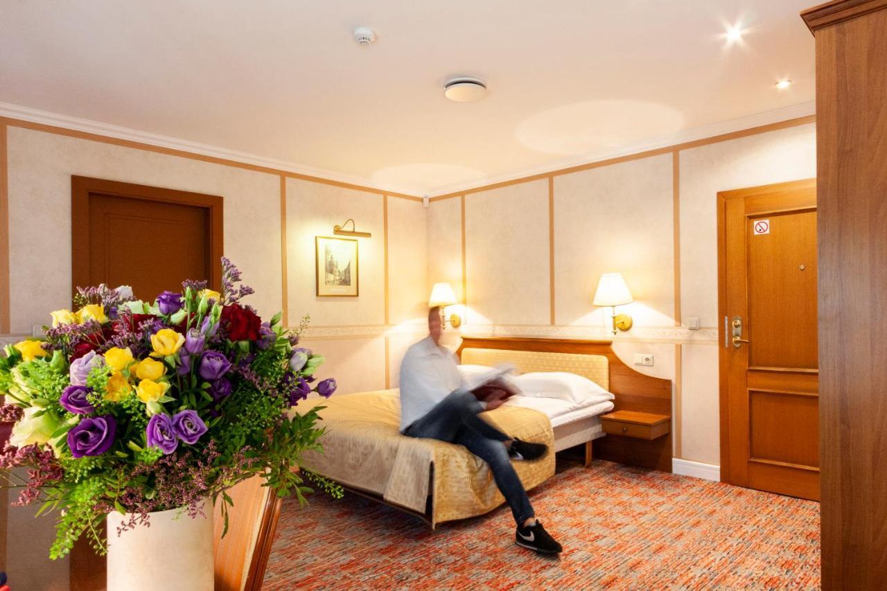 Story Inn Self Check-In Hotel Vilna Exterior foto