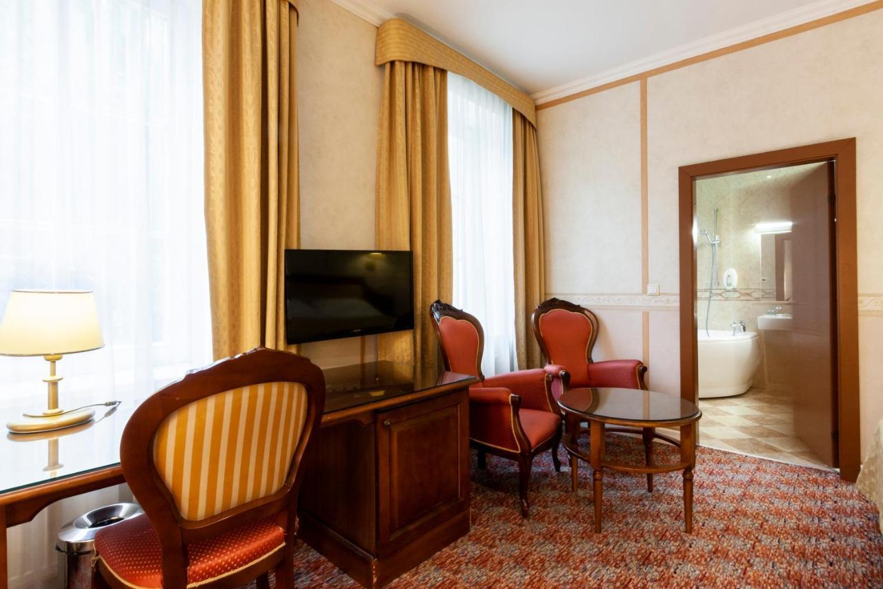 Story Inn Self Check-In Hotel Vilna Exterior foto