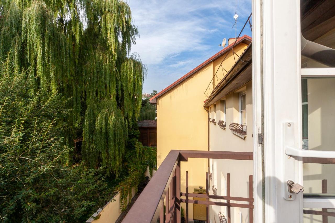 Story Inn Self Check-In Hotel Vilna Exterior foto