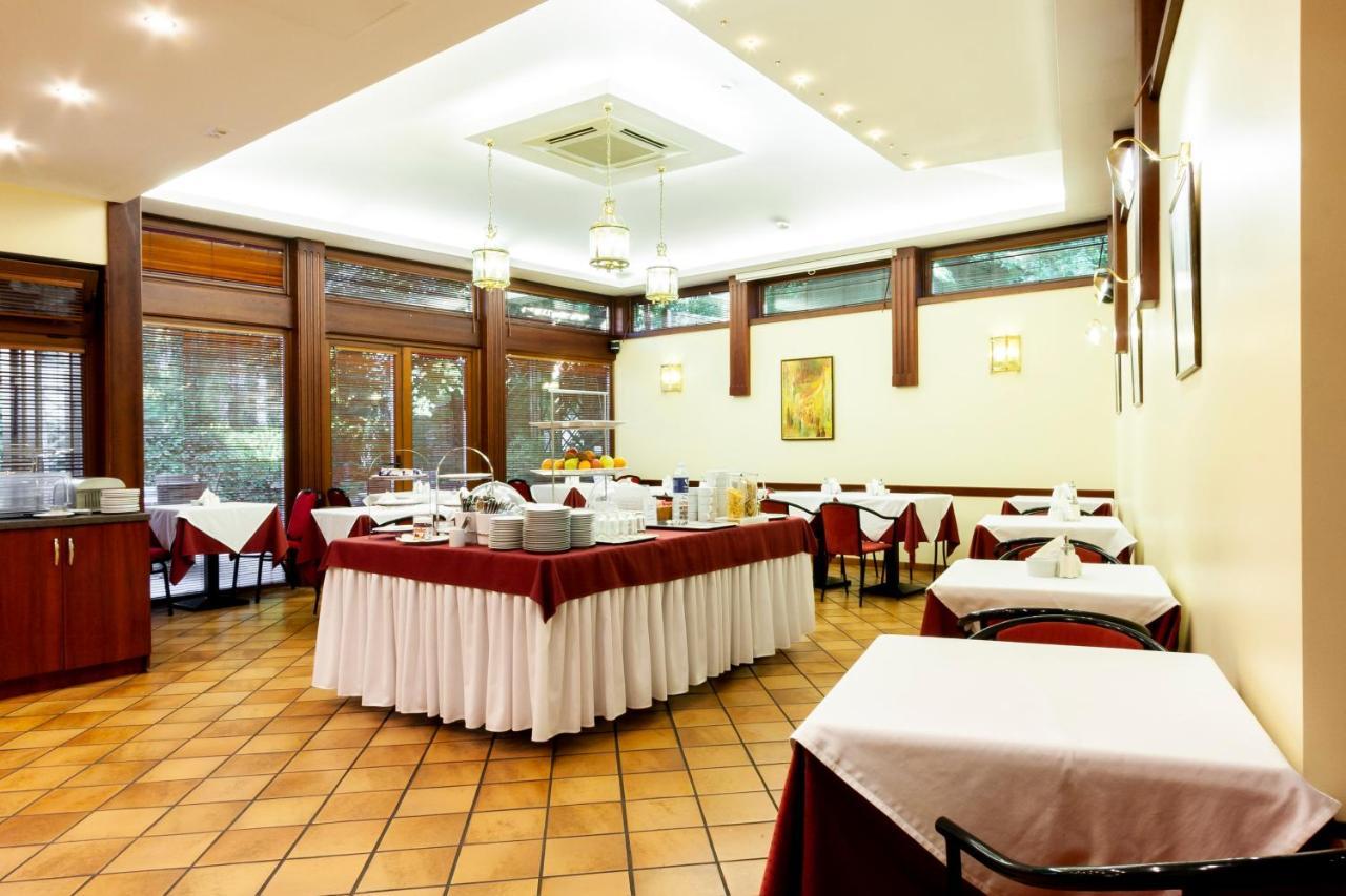 Story Inn Self Check-In Hotel Vilna Exterior foto